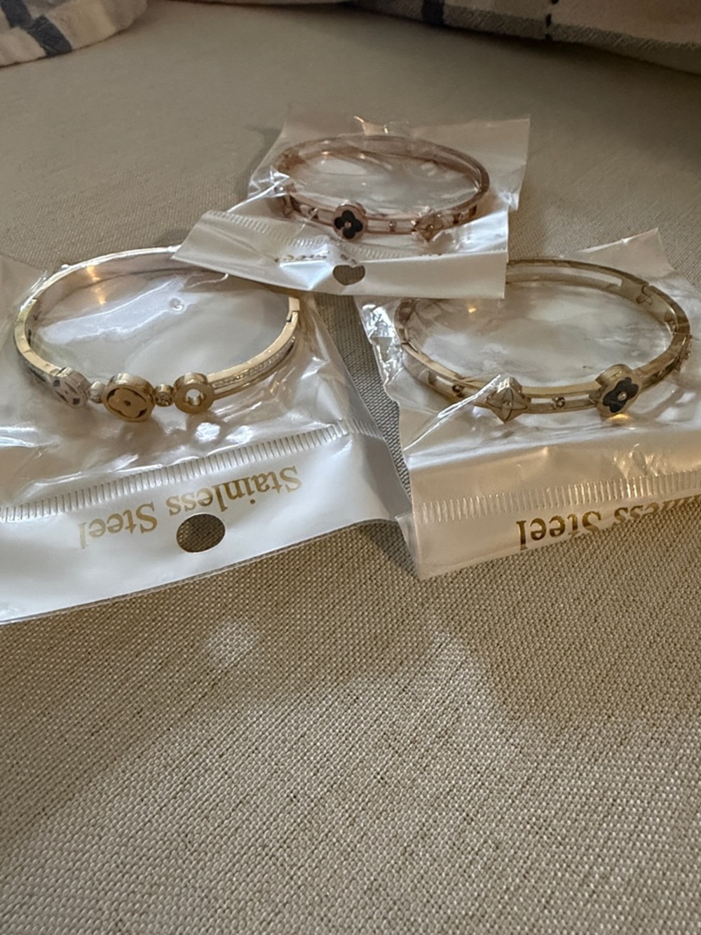 Gold Floral Accent Bangle Bracelet - Women Jewelry
